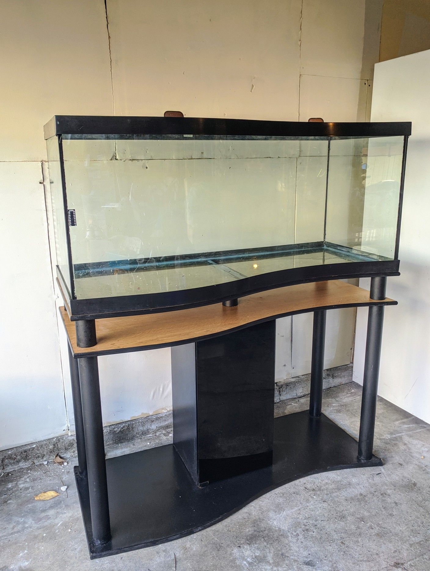 FREE xtras w/ 75 Gallon Wave-Front aquarium tank & stand