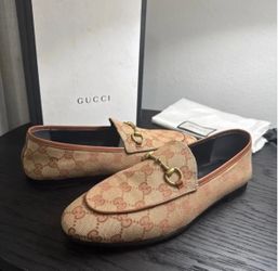 New Gucci Jordaan GG Supreme Horsebit Loafers 39.5 EU Monogram Flats