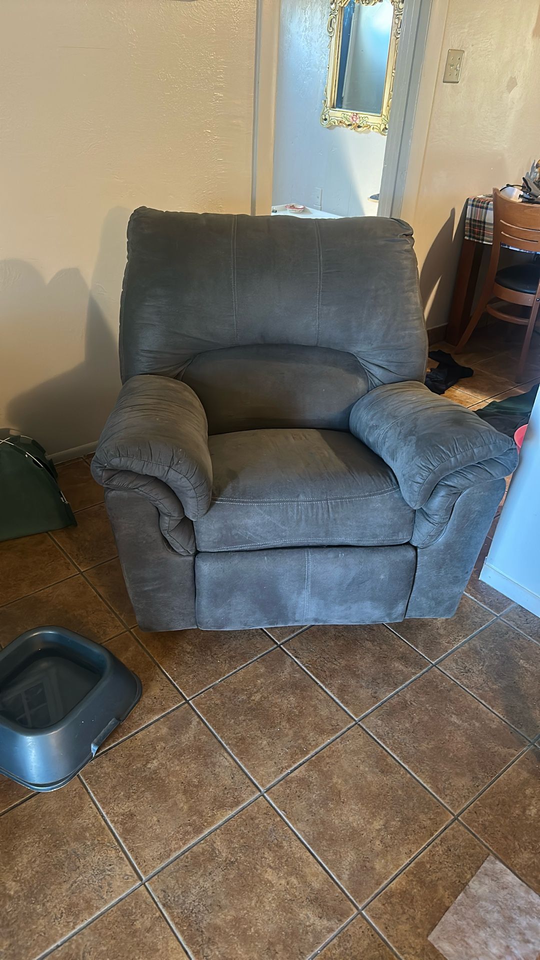 Recliner 