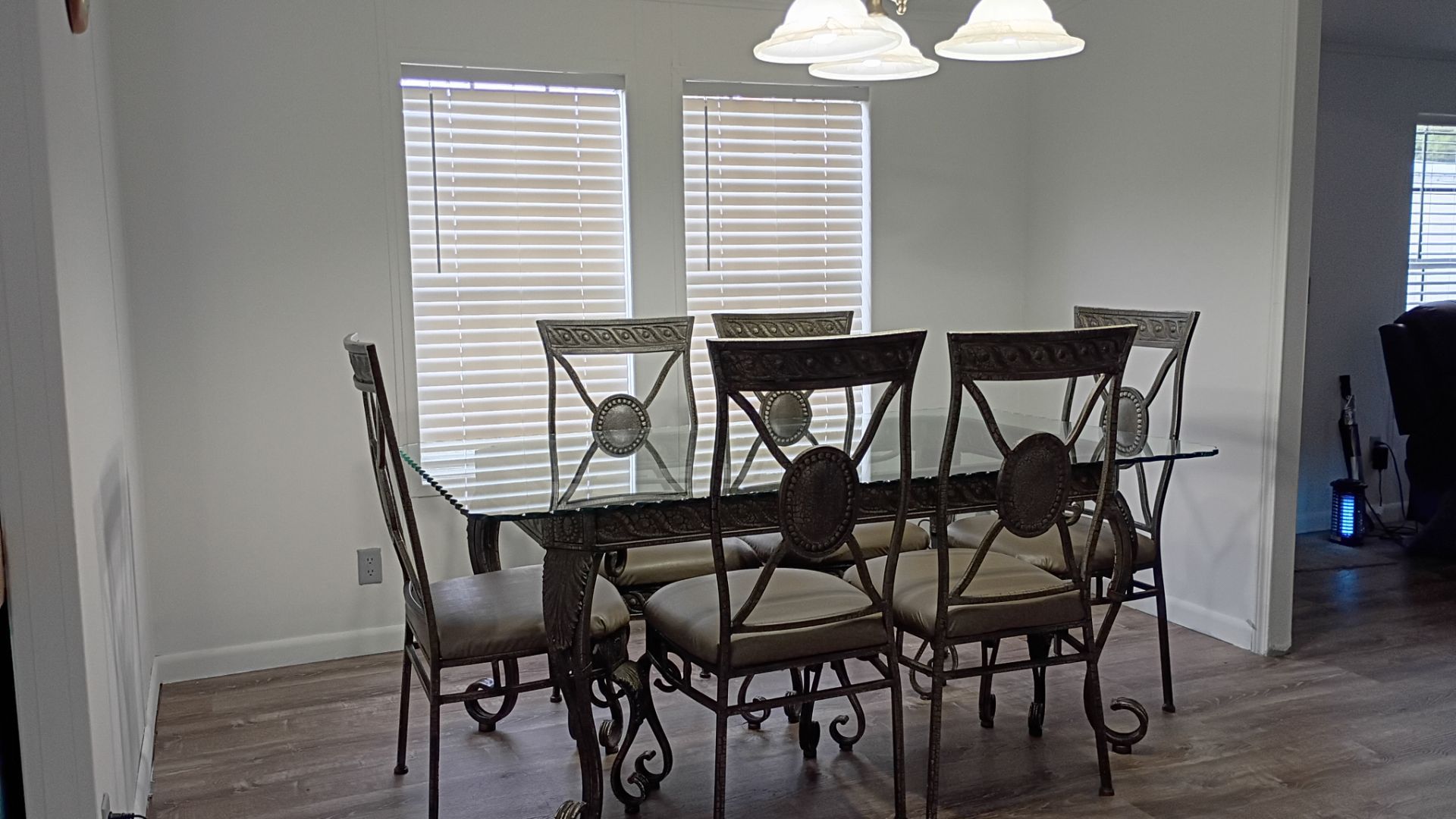 Metal Table Set "Read Description"