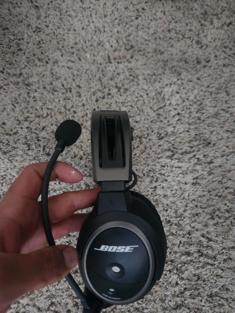 Bose A20 Aviation Headset with Bluetooth