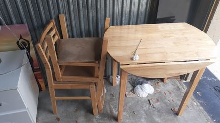 Dining set