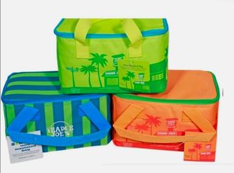 Trader joe's insulated tote