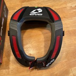 EVS race collar