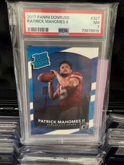 Patrick Mahomes II 2017 Donruss #327 Base Rookie PSA 7
