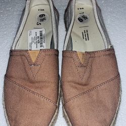 Tom’s Shoes 6.5. Purchased worn once only. It 