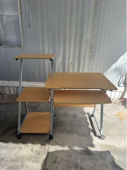 Desk (PLEASE READ DESCRIPTION)