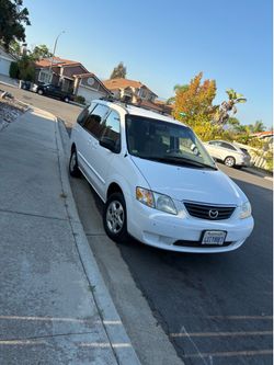 2001 Mazda MPV
