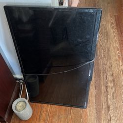 Emerson 40 Inch TV