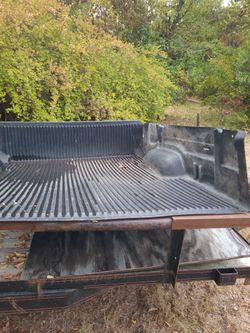 Bed liner