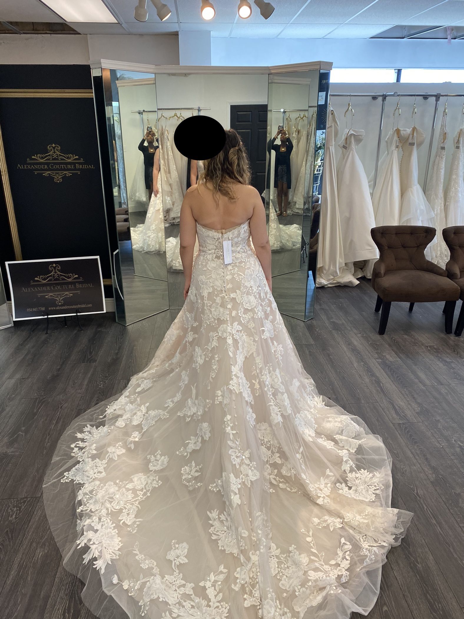 Allure Bridal Gown - Unaltered & Unworn Size 12