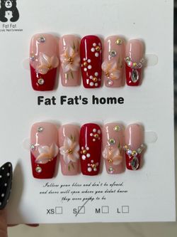 Press on nails