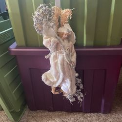 Christmas Angel Door Hanger
