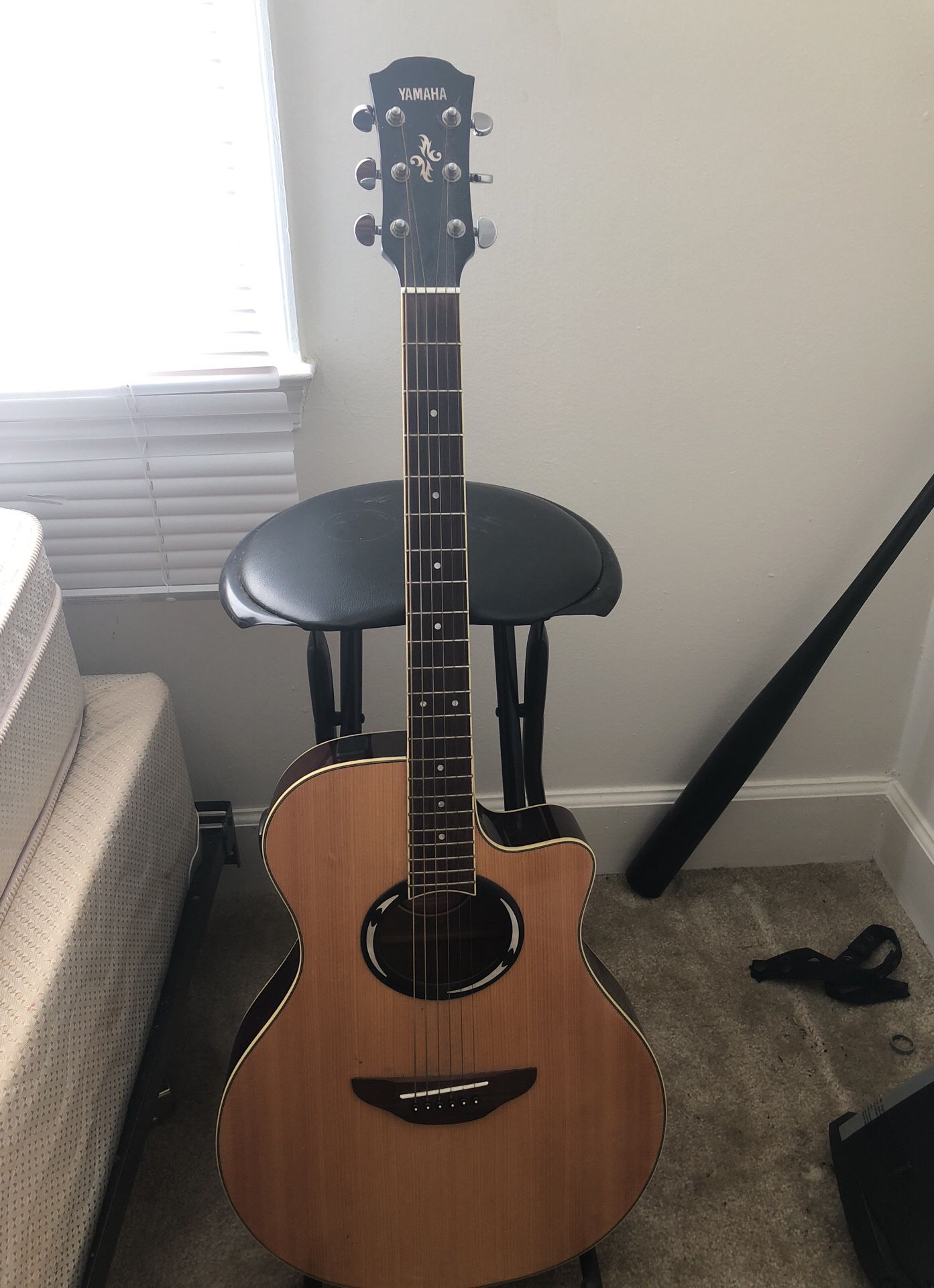 Yamaha APX500II Electric Acoustic Guitar w/Built in Tuner