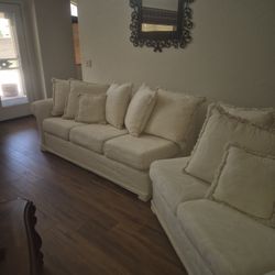 3 Sofas 