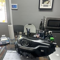 BMW 2 SERIES G42 ORIGINAL RIGHT PASSENGER LED HEADLIGHT COMPLETE ASSEMBLY 2022-2024