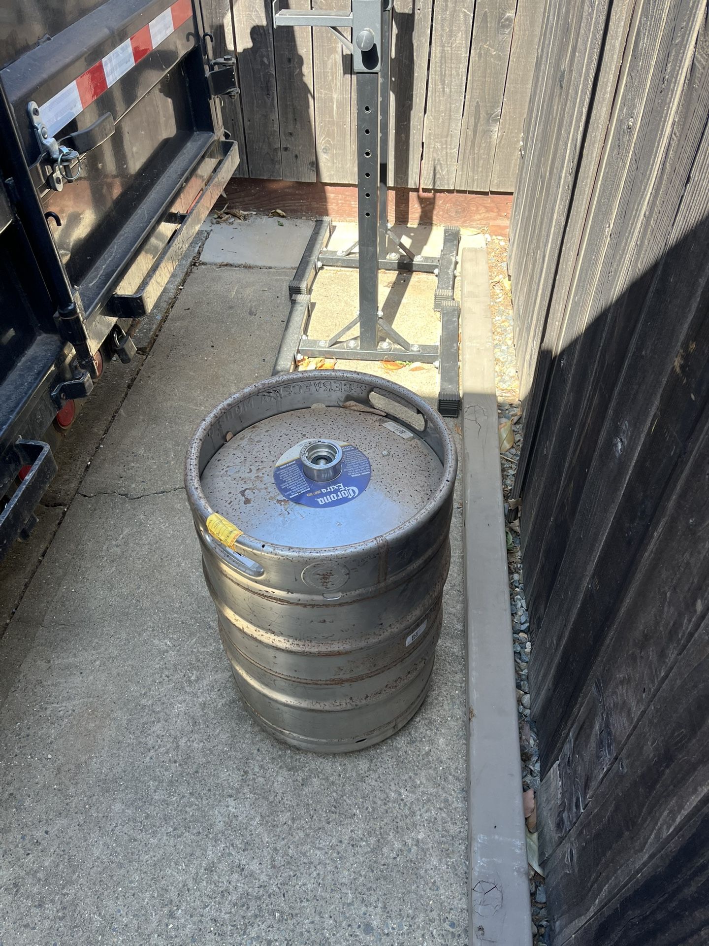Corona Keg 15.5 Gallon 