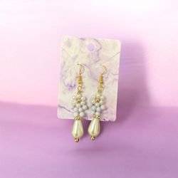 Handmade flower pearl earrings 
