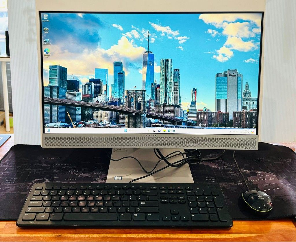 HP EliteOne 800 G4 23.8” 2019 TouchScreen All in one PC i5-8th gen 16GB 256GB SSD Win 11 Pro