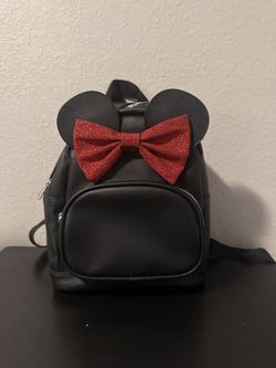 Minnie Mouse mini backpack