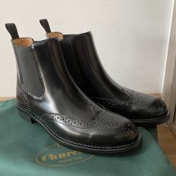 Black Leather Ankle Boots with Pattern Womens Size 9 
