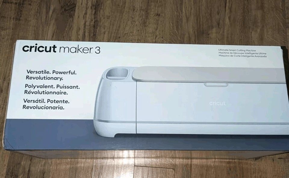 CRICUT MAKER 3