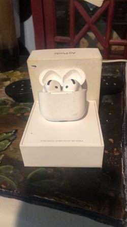 AirPods 4 with original box and paperwork