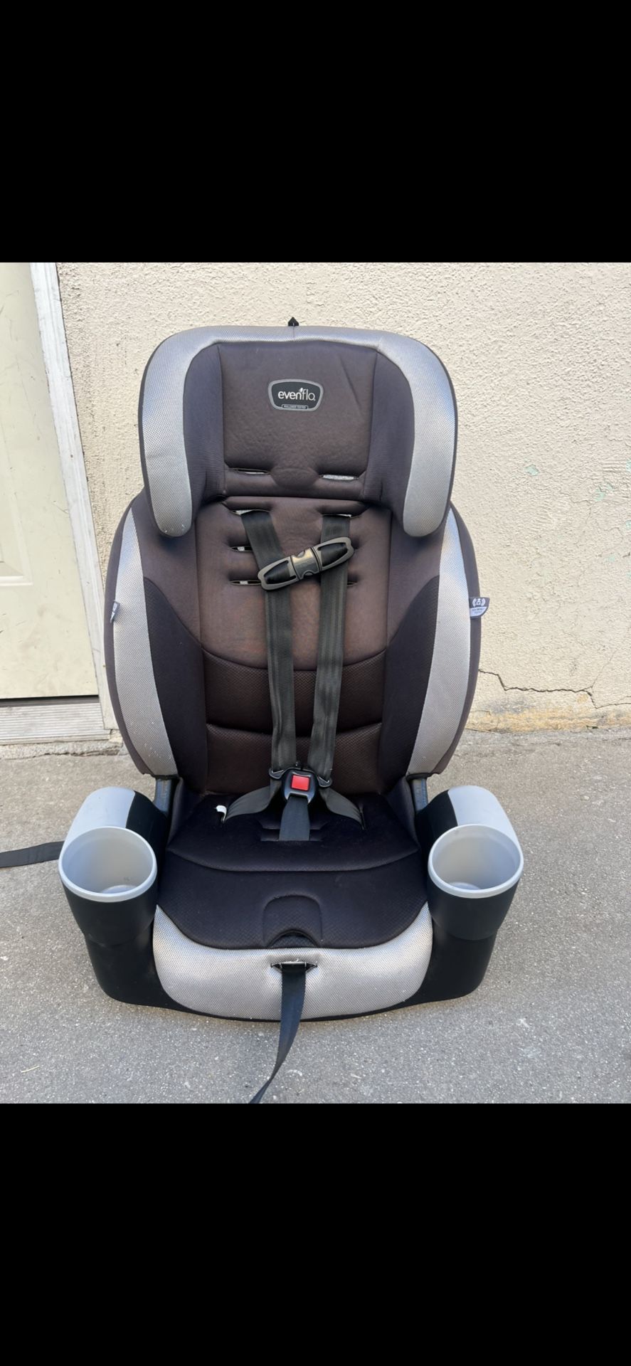 EVENFLO BOOSTER CAR SEAT