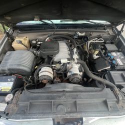 1997 Chevrolet Suburban 4WD 7.4L