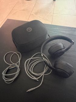 Beats Solo 4s