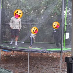Trampoline 