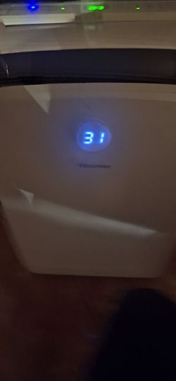 A/c unit for room gets cold