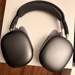 Apple AirPods Max 1st gen space gray