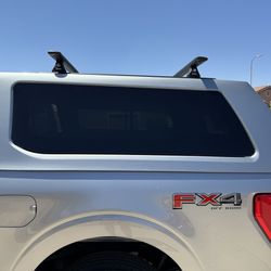 LEER 100XQ Truck Cap with Side Windows for the Ford F150 5'6" bed