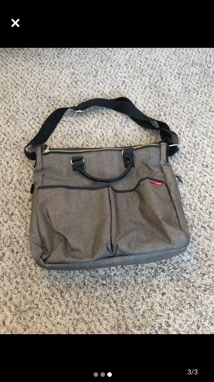 Skip hop diaper bag