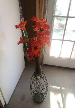 Iron flower pot