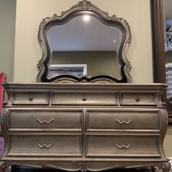 Antique Style Dresser