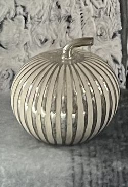 Glass Pumpkin 