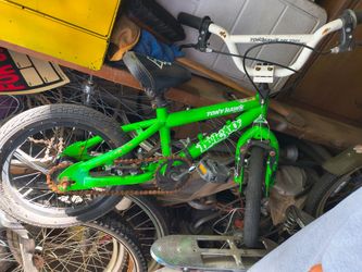 Tony hawk 14 inch boys freestyle bike