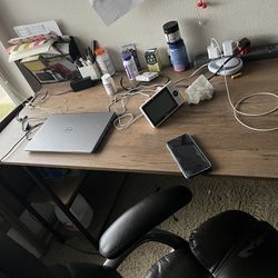 Desk With Storage :20$ 
