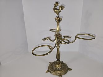 La Petite Chooses Vintage Brass Egg Holder