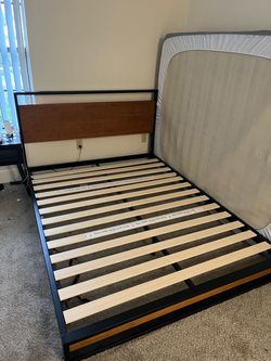 Queen Bed Frame w/ Headboard