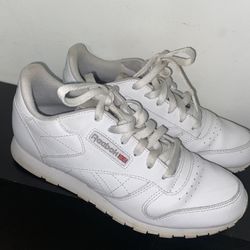 Reebok Classic Shoes Size. 6