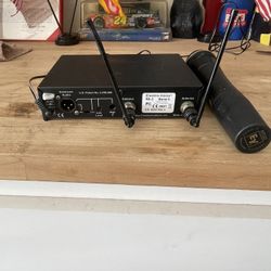 EV  Wireless Mic