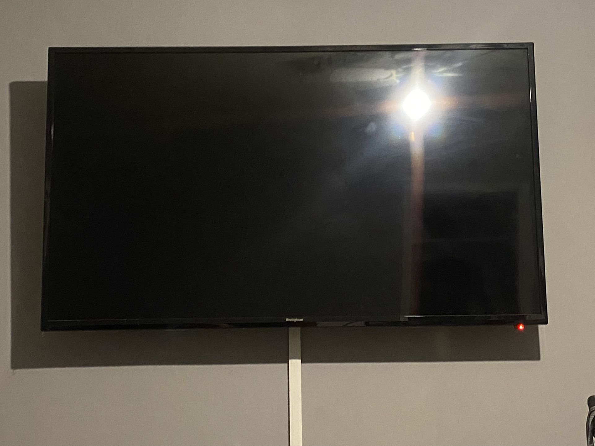 55 Inch Westinghouse Tv With Tv Mount