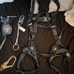 Fall Tech Harness With Srl And D Ring