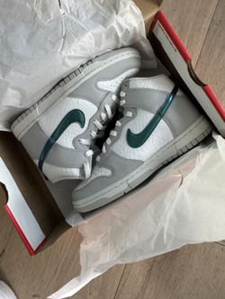 W Nike Dunk High Fls