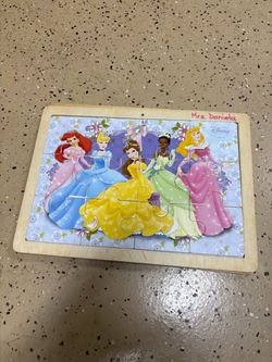 Princesses wooden puzzles