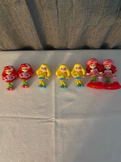 vintage strawberry shortcakes toys
