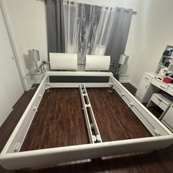 Modern Upholstered King Bed – Like New